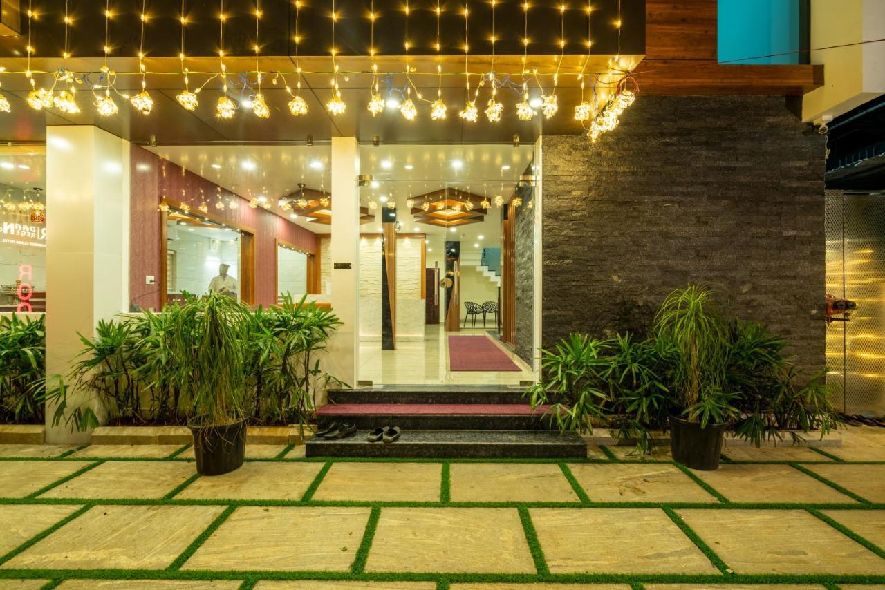 Daan Regency Hotel Thrissur Exterior foto