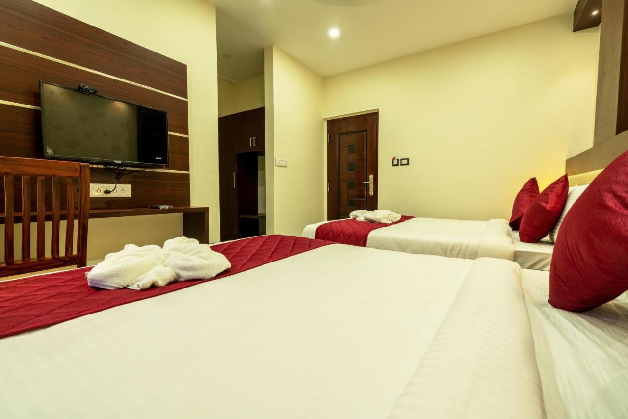 Daan Regency Hotel Thrissur Exterior foto